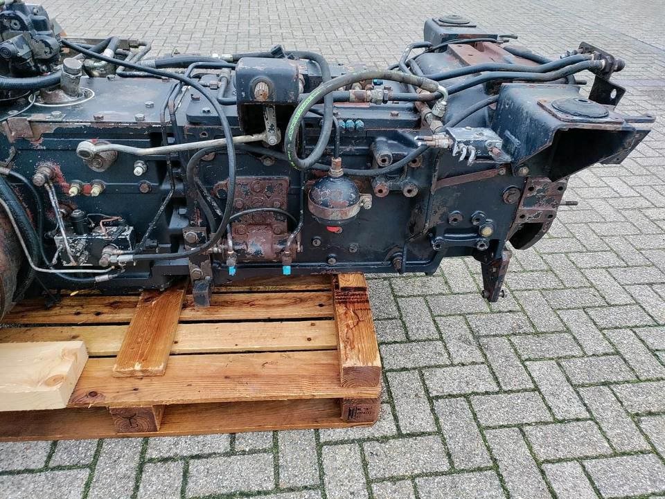 Getriebe Deutz AgroStar 6.81