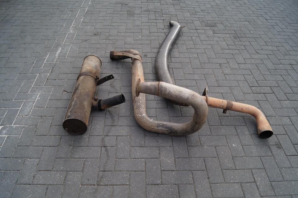 Motorabgasanlage für Deutz Agrotron