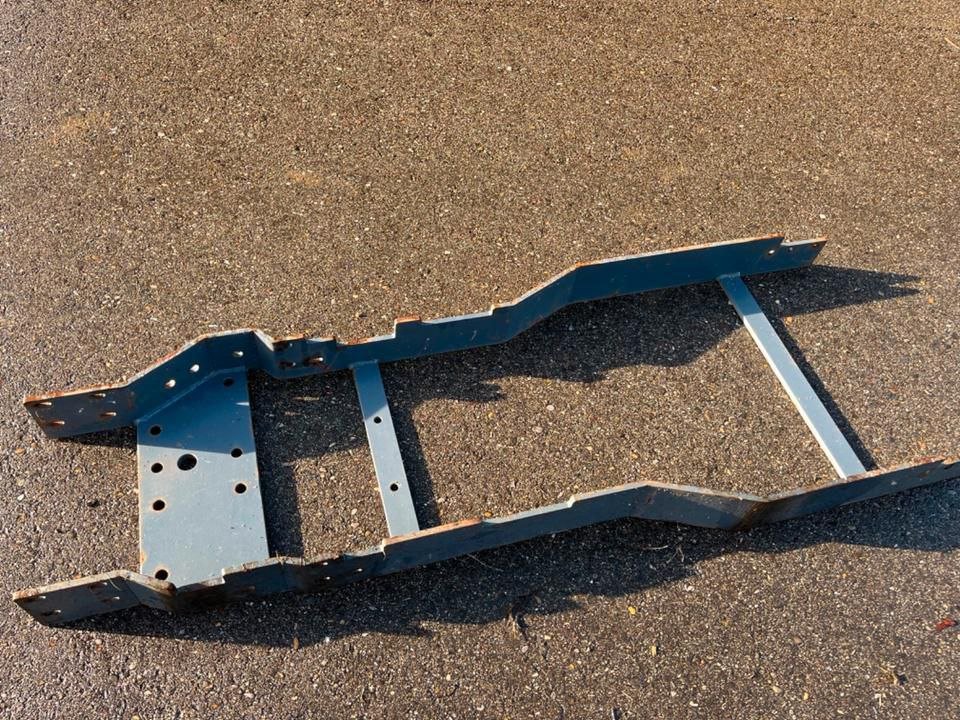 Verstärkungsrahmen den Deutz Fahr