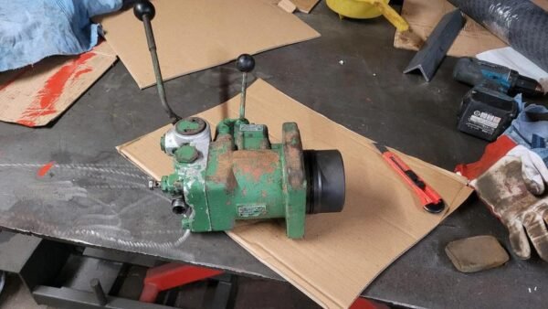 Hydraulikblock, Steuerventil Deutz d25 f2l712 - Image 4