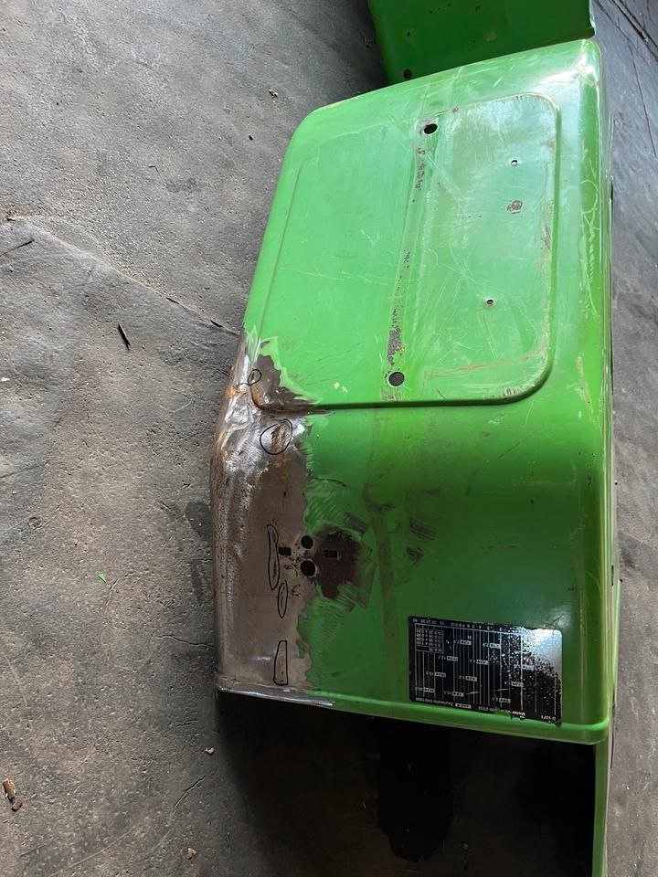 Kotflügel 2 Stück original von Deutz DX 3.65 - Image 4