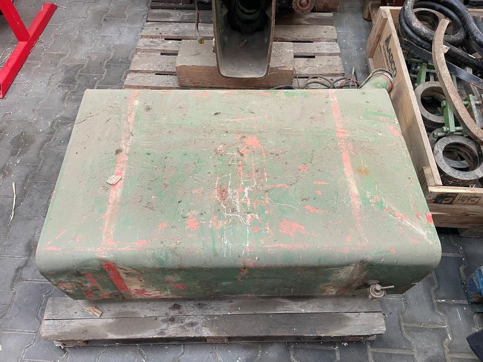 Deutz Fahr Kraftstofftank