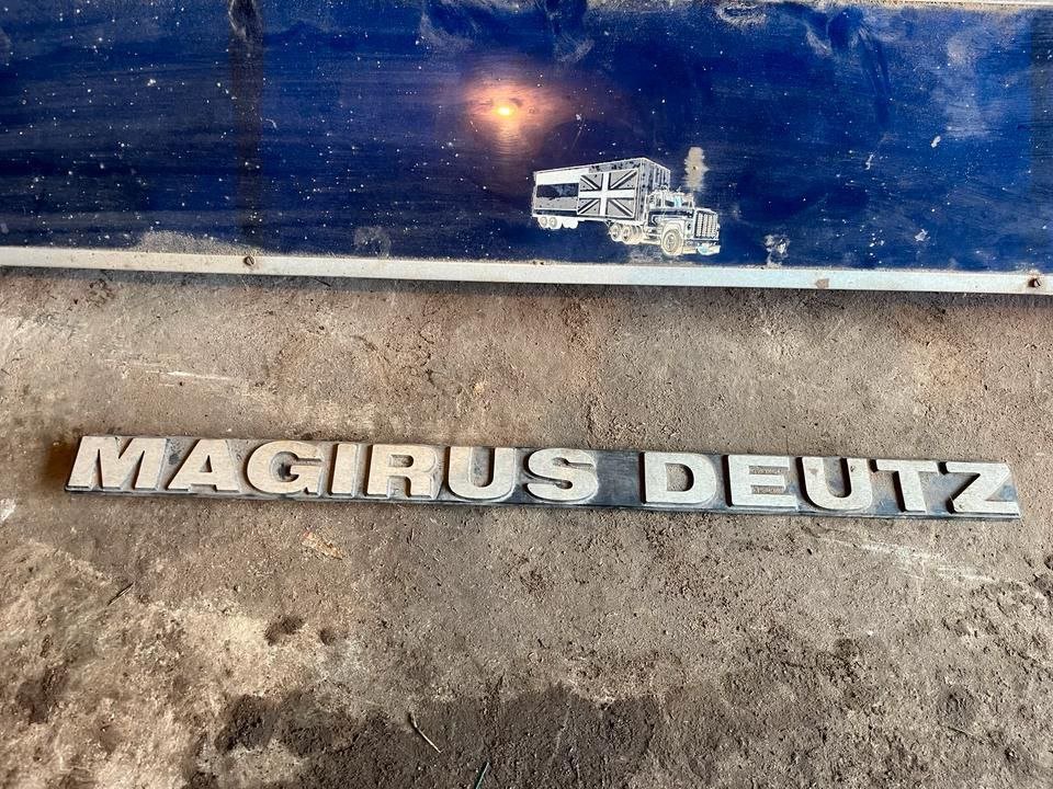 Magirus-Deutz LKW-Anbauteile - Sonnenblende, Logo usw. - Image 2
