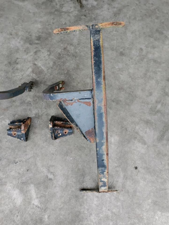 Kotflügelhalter Deutz Fahr AgroStar 6.81 Kotflügelhalter 6.71 - Image 2