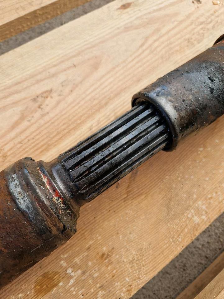 Deutz Allradwelle 7006 7206 - Image 3